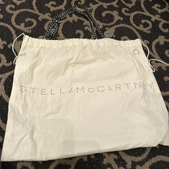 Stella McCartney designer bag. Falabella Two chain Grey Bag. - Picture 4 of 6